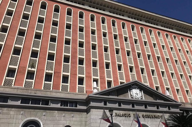 A private Historical Intramuros & highlights in Manila - Rizal Park offers a short national-history stop