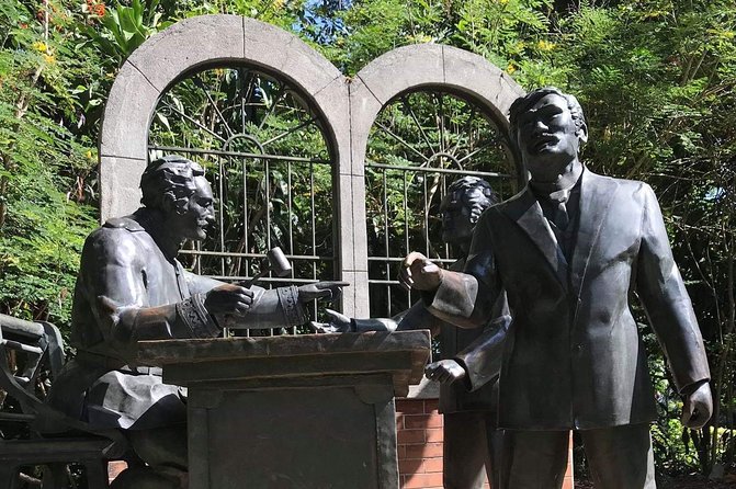 A private Historical Intramuros & highlights in Manila - Fort Santiago sets the tone in 20 minutes