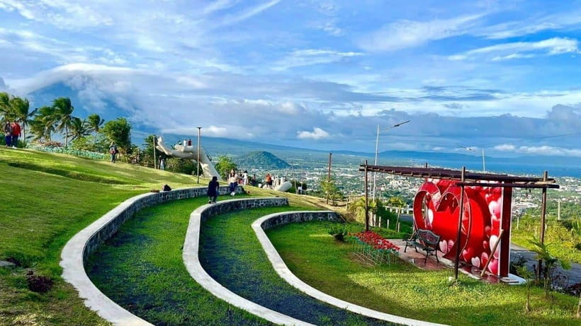 Albay Bicol Full Day Join-In-Tour by ZCHEDULISTA - The Mayon Skyline photo stop