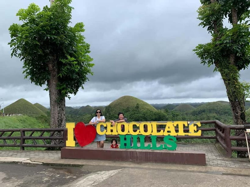 Bohol: Chocolate Hills, Tarsier, and Loboc River Tour - Starting in Panglao and settling into the van