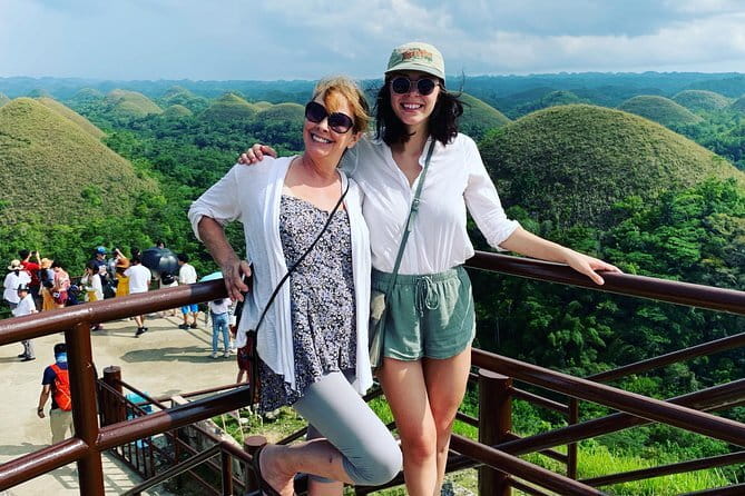 Bohol Country Side Tour - Private w/ Lunch - Lunch and scenery on the Loboc River