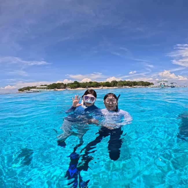 BOHOL: Dolphin Watching, Turtle Swim and Party Boat - What makes this Bohol boat trip worth considering