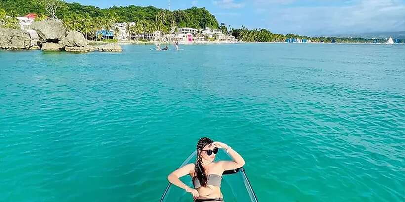 Boracay: Crystal Kayak Photo-op Experience - Weather, Timing, and the Pace of the Activity