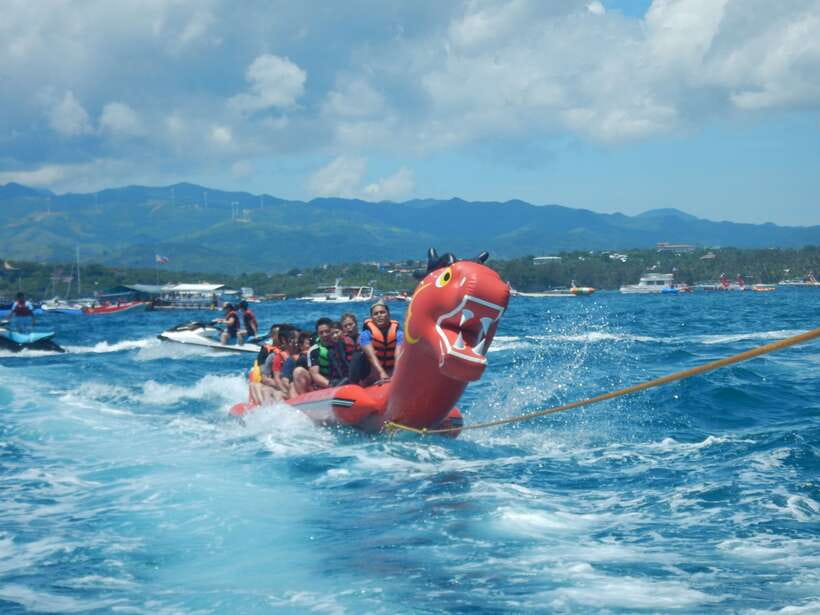 Boracay: Inflatable Banana or Dragon Boat Ride - Safety, comfort, and what to bring