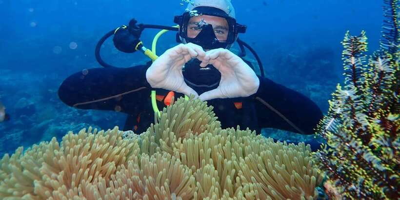 Boracay: Introduction to Scuba Diving Experience - Shallow-water practice before open water