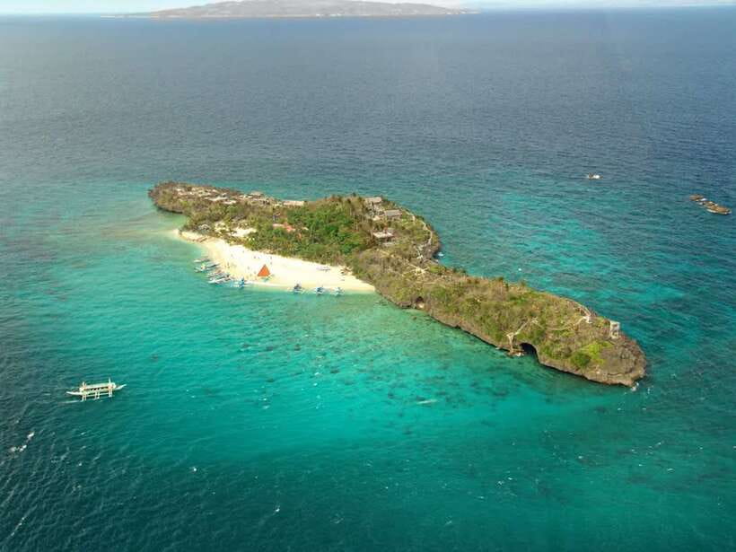 Boracay: Island and Beach-Hopping Boat Tour with Snorkeling - Coral Garden snorkeling, with a small extra charge