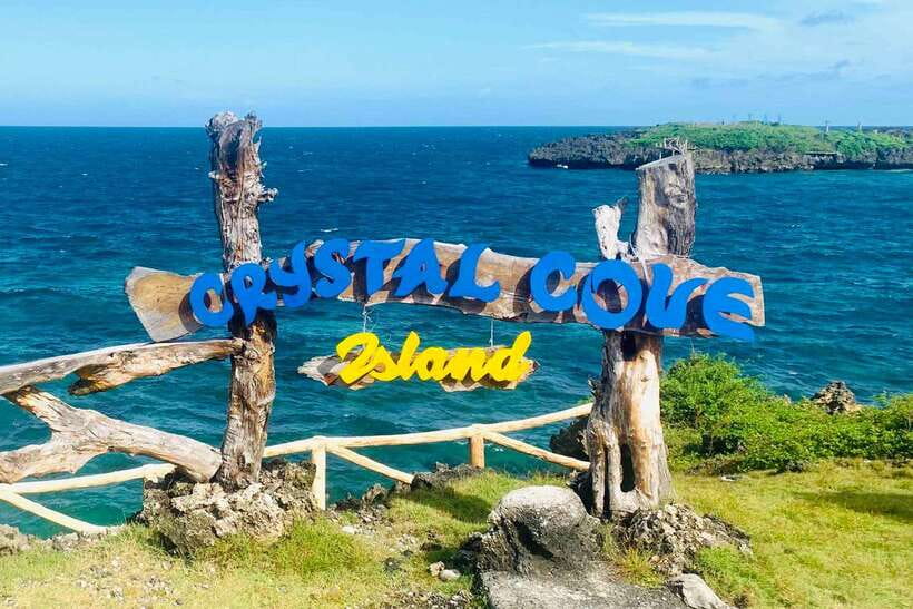 Boracay: Island Boat Tour with Crystal Cove Entry - Who should book this trip?