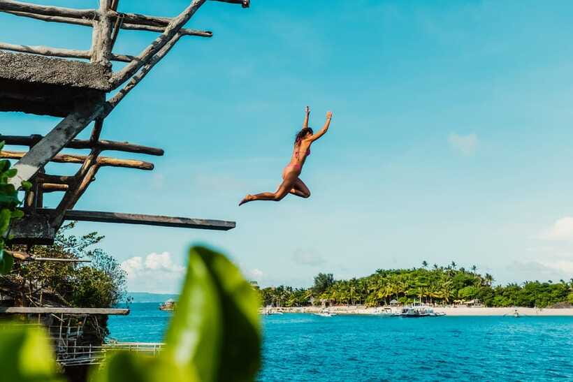 Boracay: Island Hopping & Cliff Jumping by Haqqy Life - Who Should Book This Tour?