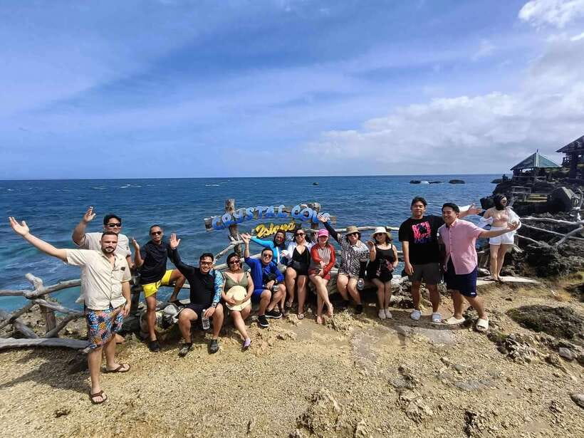Boracay: Island Hopping with Snorkeling and Crystal Cove - Lunch with a view of the islands