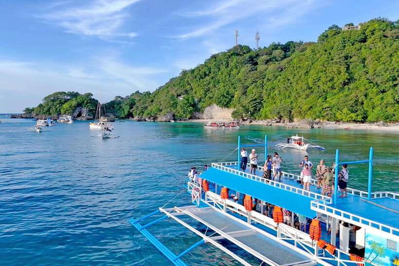Boracay Island Rhythm Sunset Cruise - What this two-hour cruise is really like