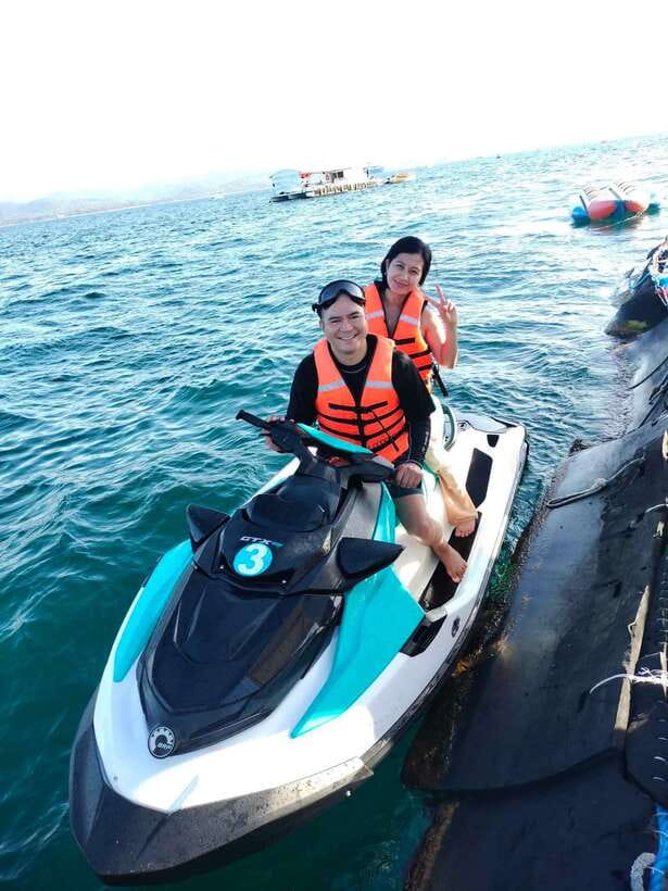 Boracay Jet Ski Adventure 30 minutes - Meeting at Astoria Station 1 beachfront