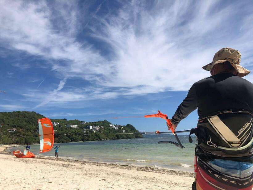 Boracay Kiteboarding Discovery Course - The first stage: wind, kite, and safety