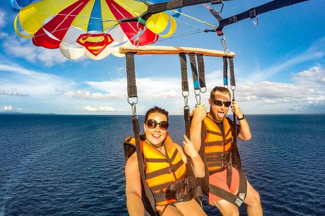 Boracay Parasailing Experience - When to go, and what weather can change