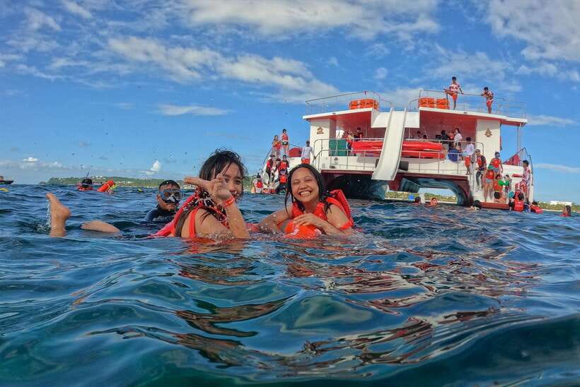 Boracay: Red Whale Party Cruise w/ Snacks & Water Activities - Key points to know before you book
