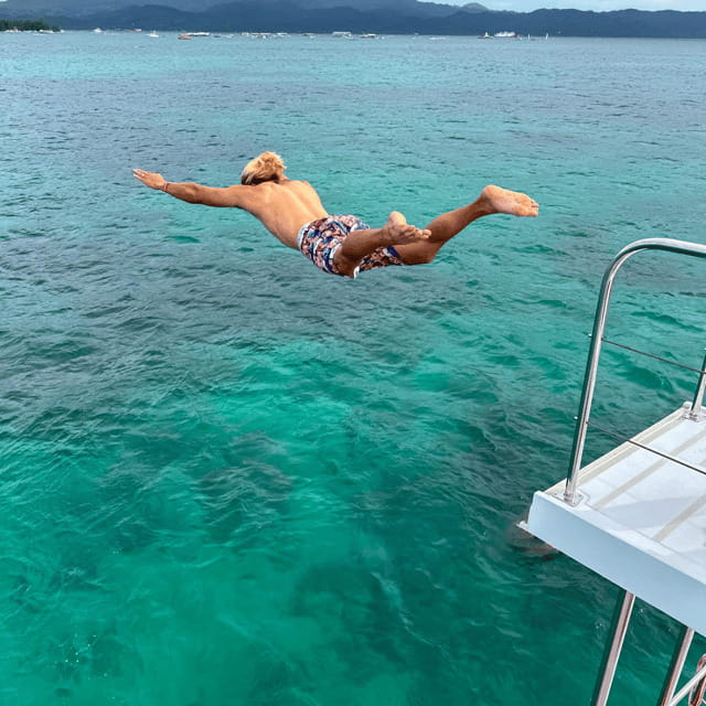 Boracay Sunset Cruise with RedWhale Party Yacht - Morning party or sunset cruise?
