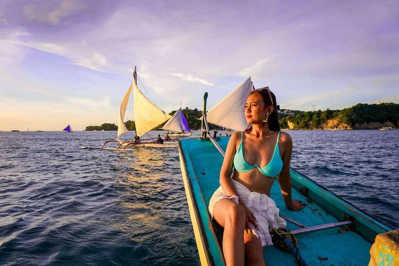 Boracay: Sunset Cruise with Water Activities - Key points at a glance