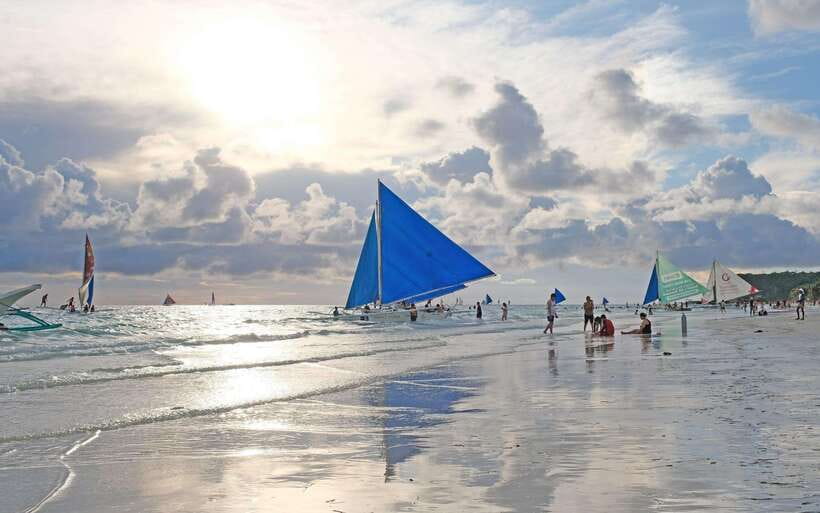 Boracay: Sunset Paraw Sailing Trip - Is $68 good value for two people?