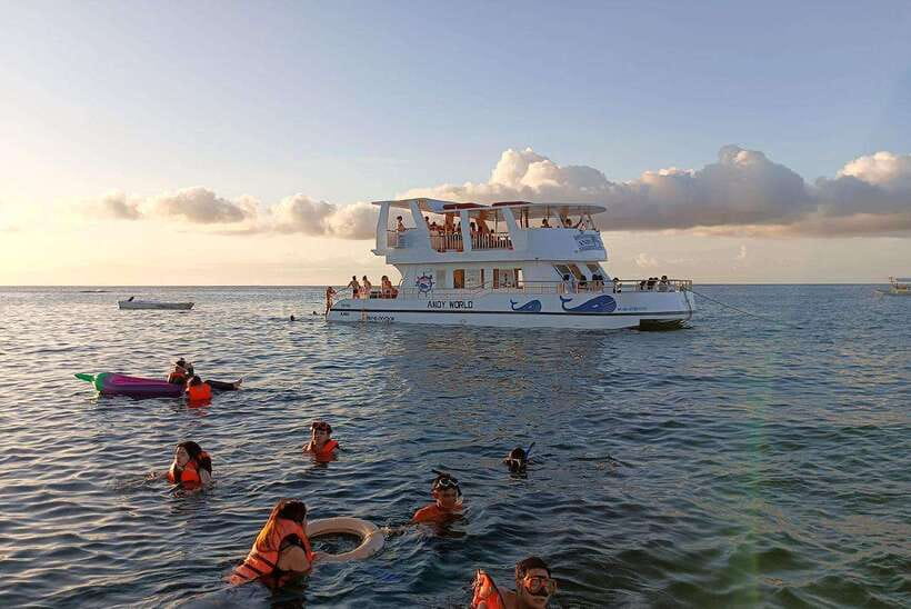 Boracay: Ultimate Party Cruise aboard the Andy World Yacht - Music, Dancing, and the Social Mood