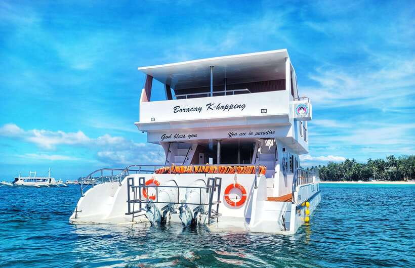 Boracay: Ultimate Party Cruise aboard the Andy World Yacht - Weather, Season, and Practical Planning