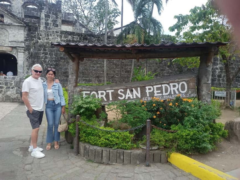 Cebu City: City and Mountain Highlights Tour - Temple of Leah brings grand scale to the hills