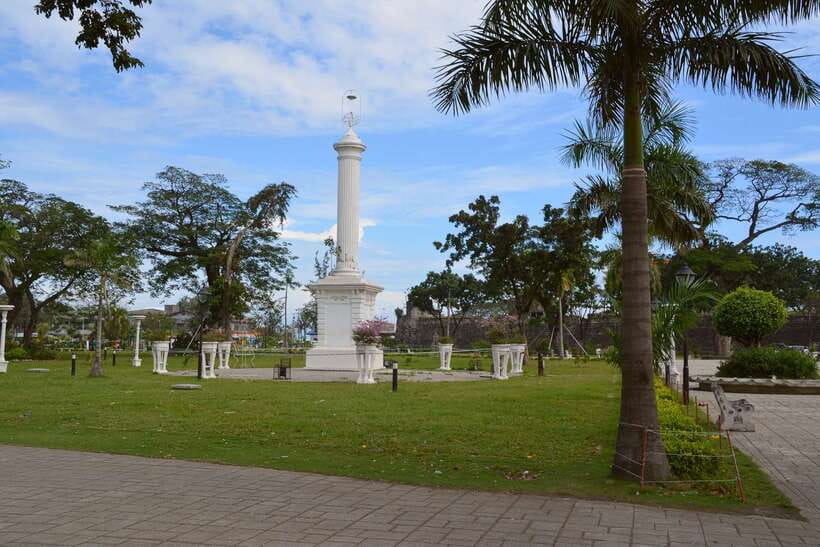 Cebu City: Half-Day Tour with Shopping - Santo Niño Church and Cebu’s Catholic heart