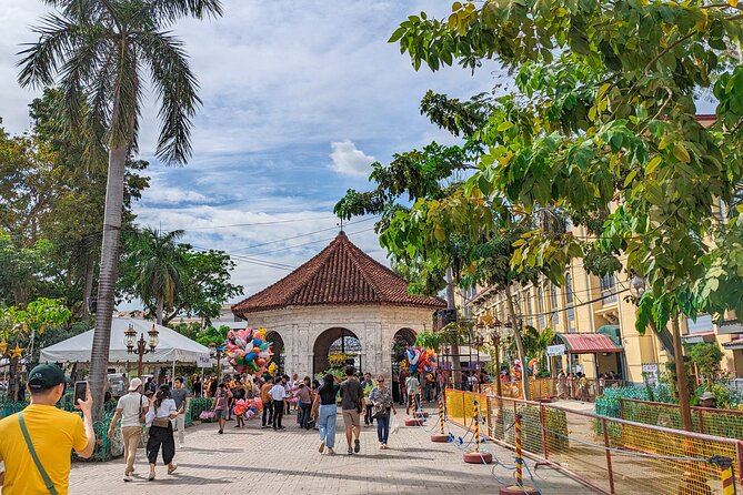 Cebu City with Sirao Garden Half Day Tour - Sirao Garden: Flowers, Mountain Views, and Plenty of Photos