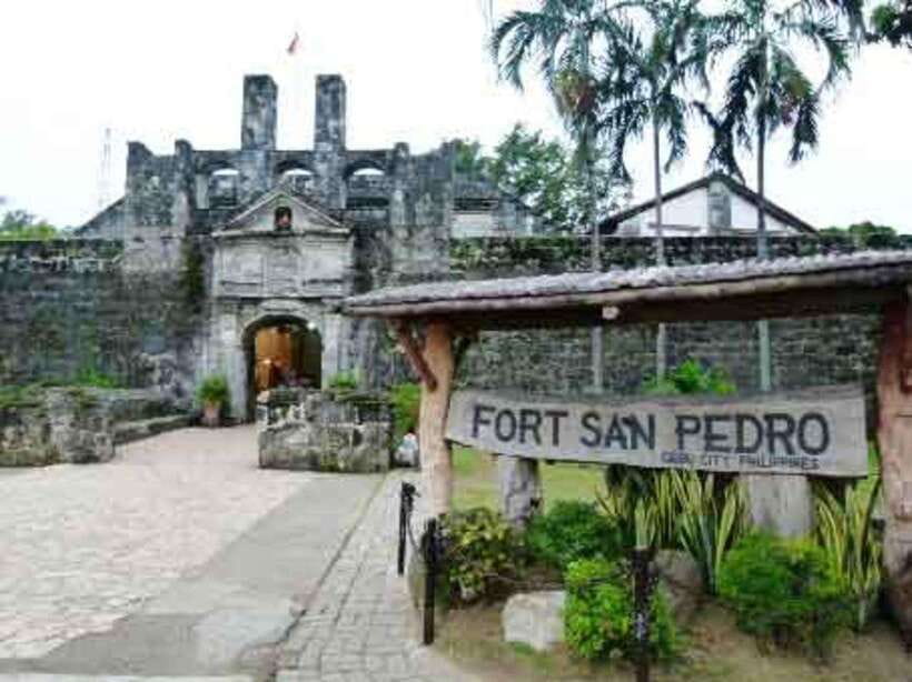 Cebu: Heritage Half-Day Tour: Explore Historic Landmarks - The Santo Niño Basilica and Cebu’s religious center