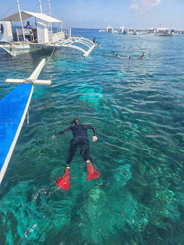 Cebu Island Hopping with Lunch - The day starts with an easy hotel pickup
