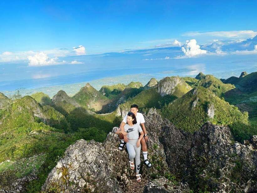 Cebu: Osmeña Peak hike and Sardines Run Snorkel adventure - Two Cebu highlights with very different personalities