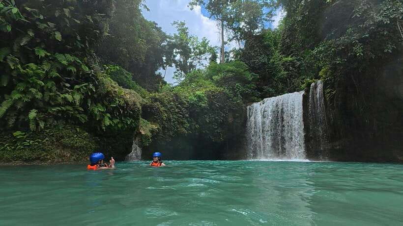 Cebu: Whale Shark Swim and Kawasan Canyoneering Tour - Meeting the whale sharks at Oslob
