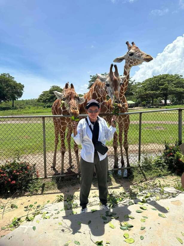 Coron: Calauit Safari Black Island Lunch & Transfer included - Who should book this experience