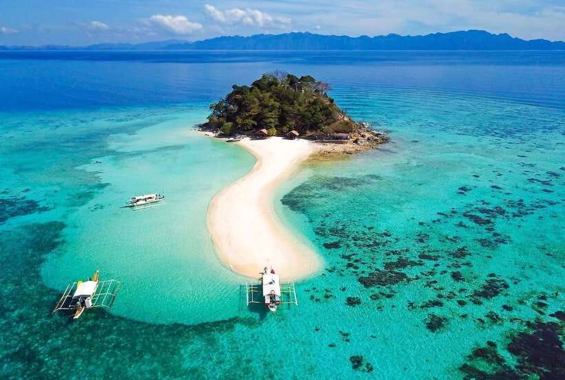Coron Island Escapade: A Tropical Feast & Adventure - Why this island-hopping day works