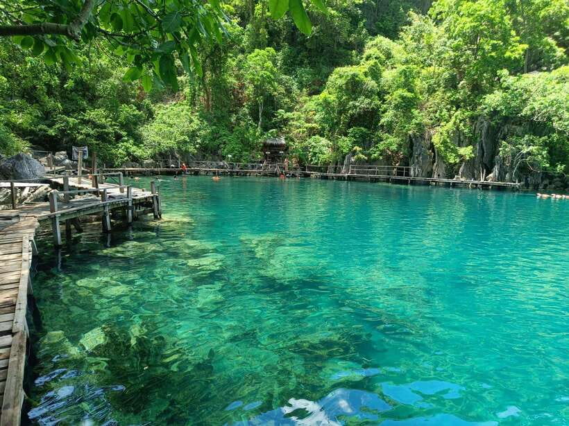 Coron: Kayangan Lake, Twin Lagoon, and Siete Pecados Tour - Twin Lagoon makes the water itself the attraction