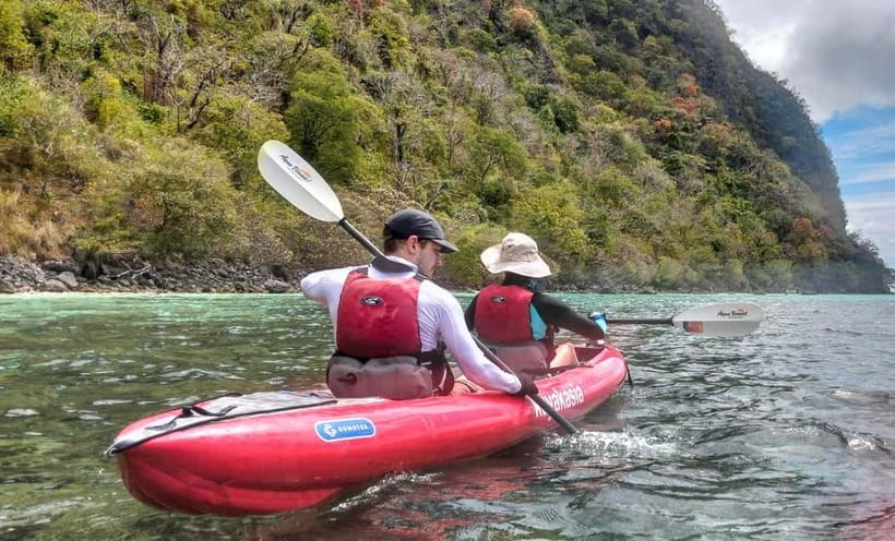 Coron: North Face Kayaking Tour with Lunch and Snorkeling - The 8 a.m. pickup from Coron town