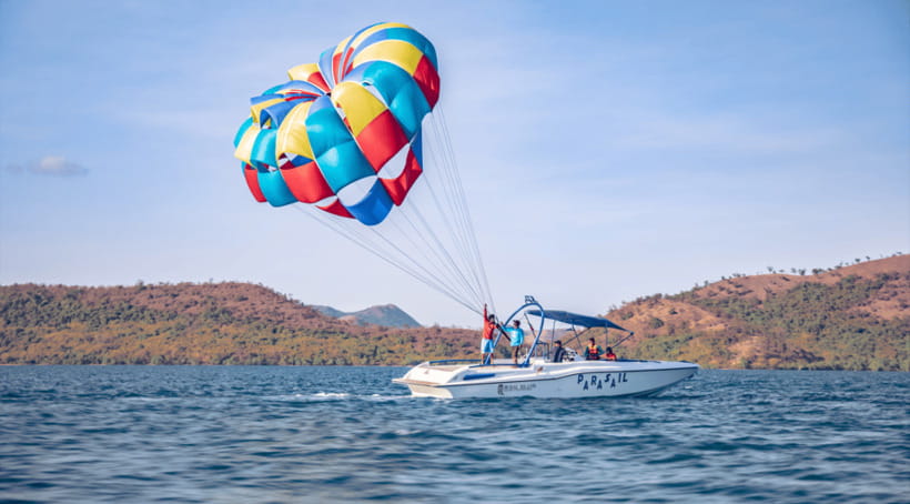Coron: Parasailing Experience - Equipment, staff, and the feel of the flight