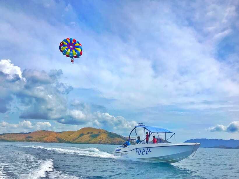 Coron: Parasailing Experience - Finding Coron Harbor Square without stress