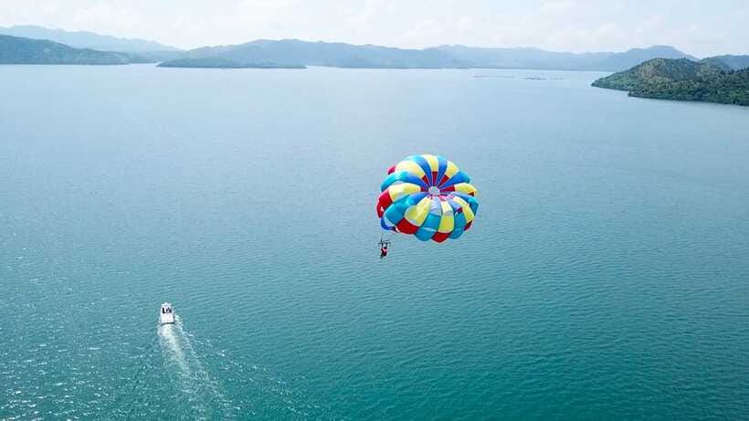 Coron: Parasailing Experience - Who should book this Coron activity?