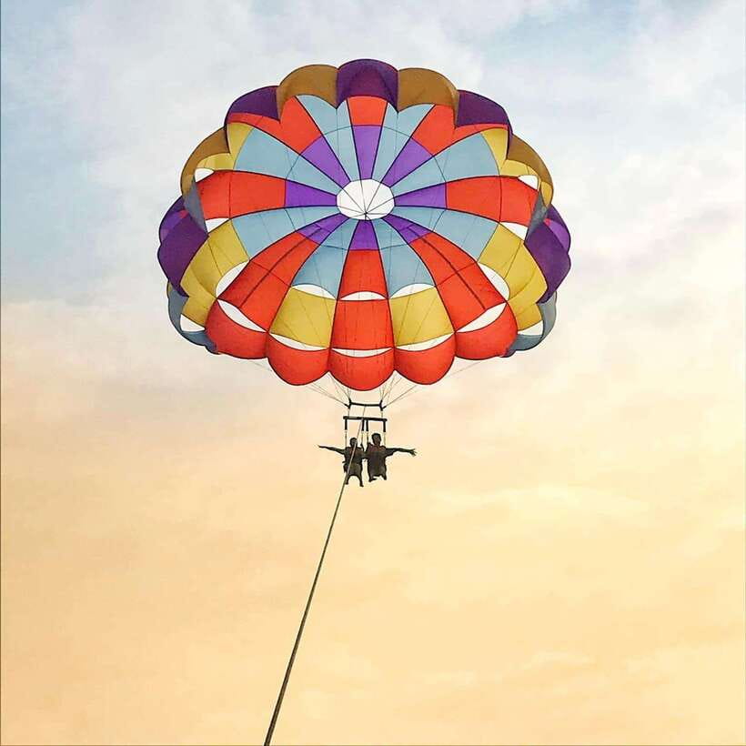 Coron: Parasailing Experience - Booking advice and cancellation flexibility