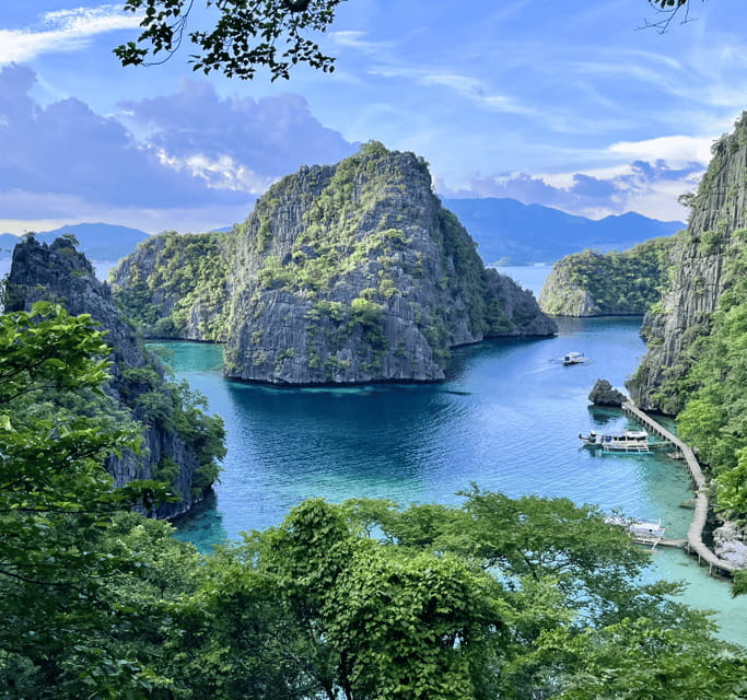 Coron: Private Boat Hire with Guided Tour and Lunch on Beach - Key reasons to consider this Coron boat tour