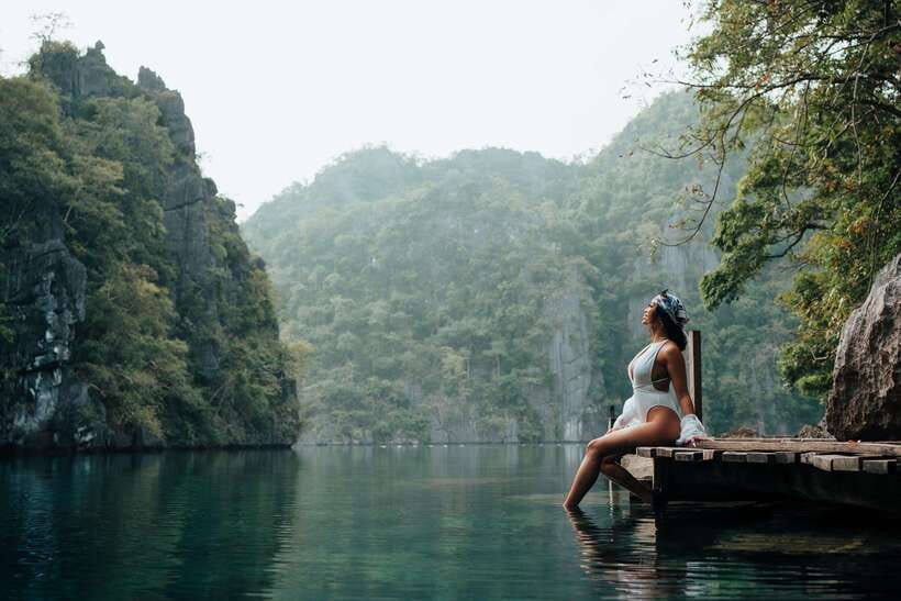 Coron: Private Island-Hopping Tour on a Yacht or Speedboat - Coral Garden and snorkeling time