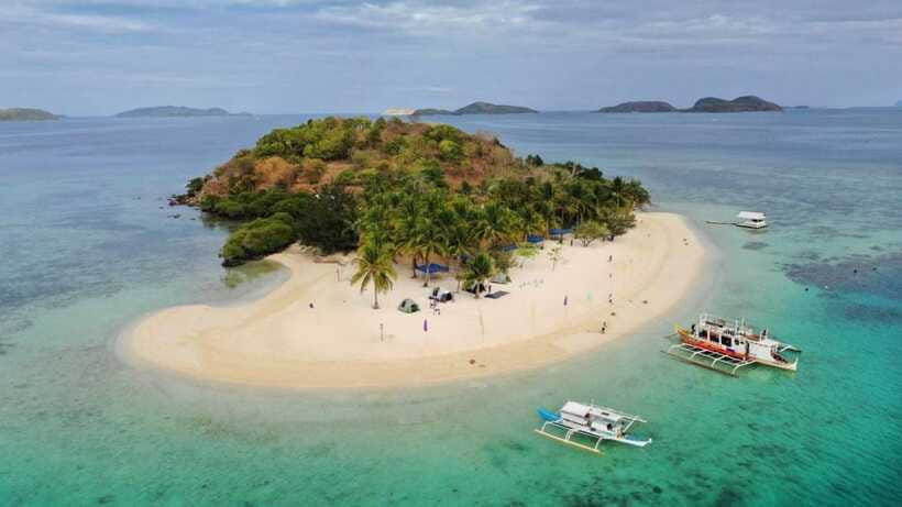 Coron Reef and Wrecks Tour (Private Tour) - East Tangat is the beginner-friendly wreck