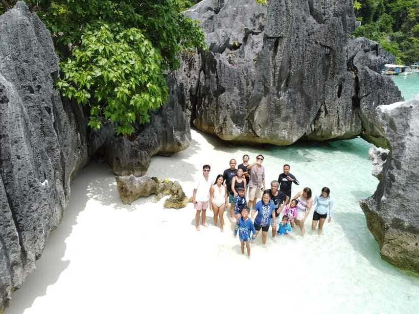 CORON TOUR - PRIVATE BOAT RENTAL with LUNCH (7 Destinations) - Private service makes the price easier to assess