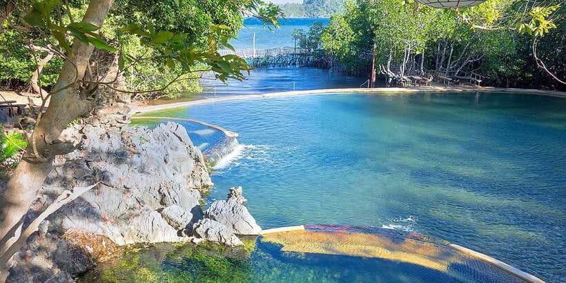 Coron Town Tour: Maquinit Hot Spring - Boat transport, pickup, and the practical side