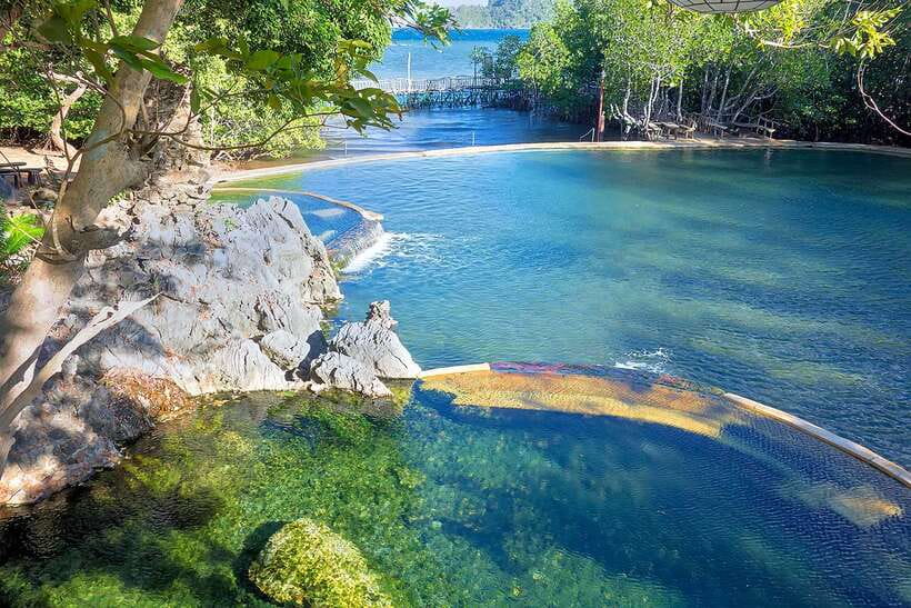Coron Town Tour: Maquinit Hot Spring - Starting with Coron Town and its local character