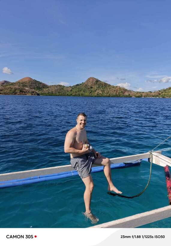 Coron Ultimate Tour: 7 Destinations with Lunch & Transfers - What this Coron day tour is really like