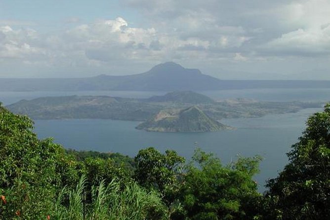 Cruise Shore Excursion of Taal Volcano with Lunch - People’s Park in the Sky and its unfinished presidential past