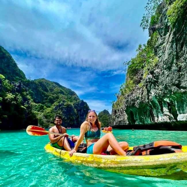 El Nido: Big Lagoon Kayaking & Island Adventure - Kayaking through Big Lagoon