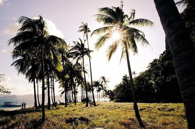 El Nido Group Tour B with Lunch (Full Day) - Pinagbuyutan Island and the beach finish