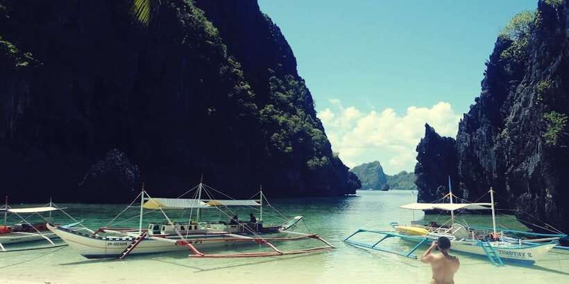 El Nido: Hidden Beaches and Lagoons Boat Hopping Tour D - What to bring and what to leave behind