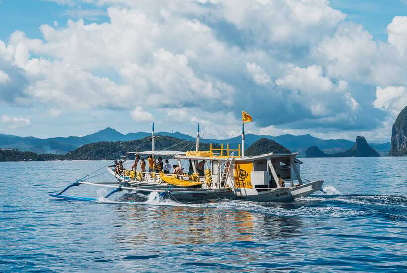 El Nido: Island Hopping Adventure by Haqqy Life - The secret stop and two hours for lunch